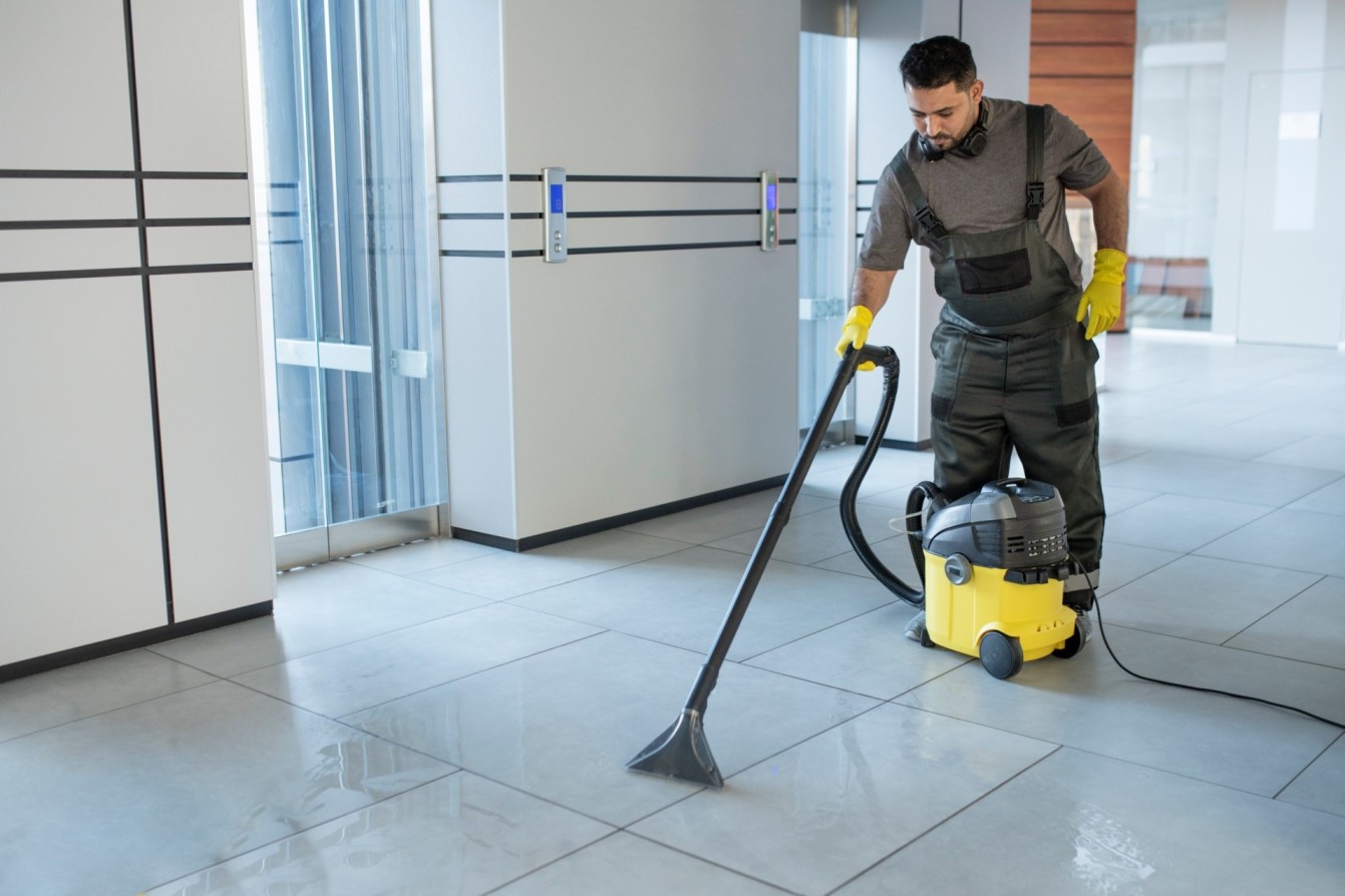 floor cleaning service in london